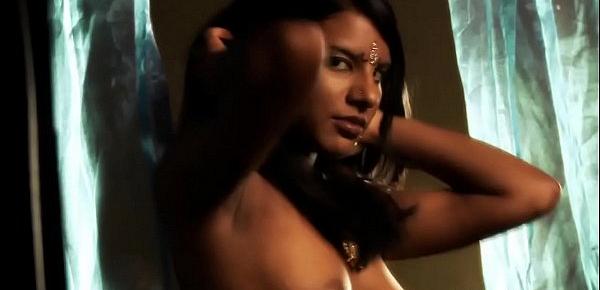  Sexy And Erotic Bollywood Lover